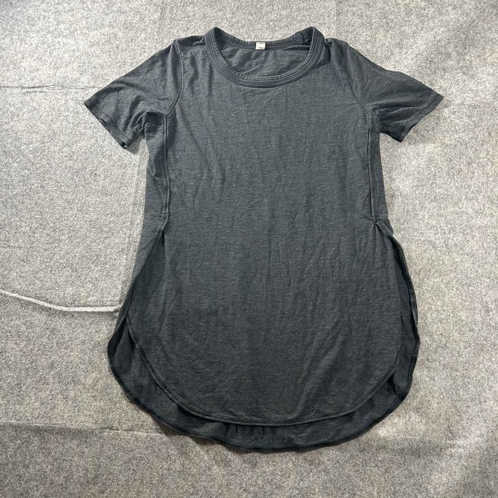 Lululemon On Tee Womens 4 High Low Hem Charcoal Gray Casual Athleisure